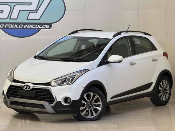 HYUNDAI HB20X 1.6 16V PREMIUM FLEX 4P AUTOMÁTICO HYUNDAI HB20X 1.6 16V PREMIUM FLEX 4P AUTOMÁTICO